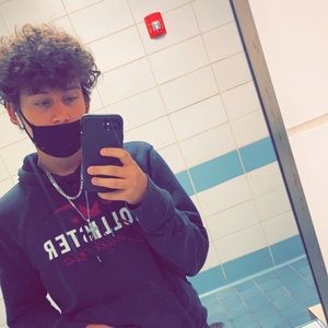 Meet your Posher, Ares